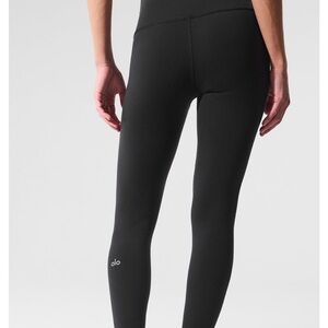 ALO Yoga Airbrush Women's Black Leggings